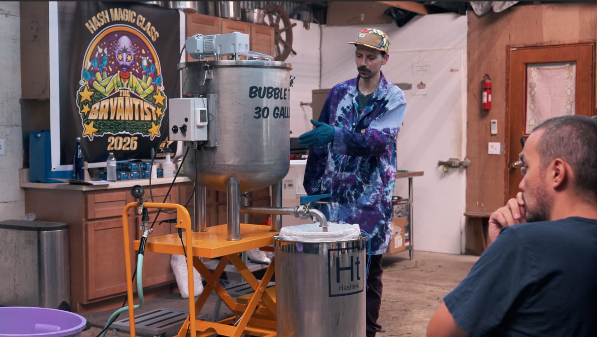 A hashmaker running the 30 gallon BubbleTek during a live demonstration