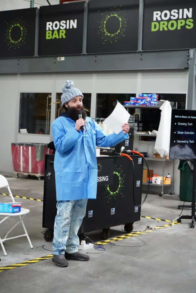 An instructor teaching at the rosin bar during the Hashtek Solventless Seminar